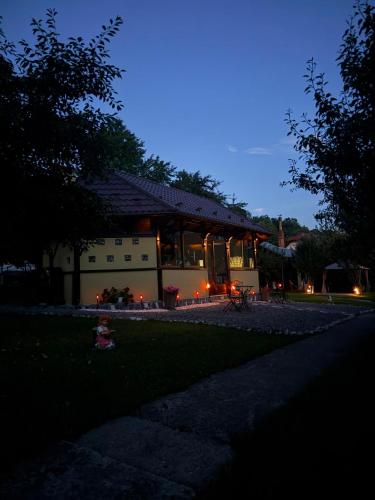 Casa Drumetului in Komarnika