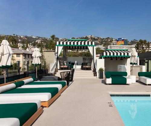 Swimming pool, Chamberlain West Hollywood Hotel in West Hollywood