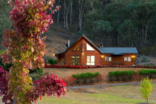 Ieeja, Appalachian High Country Retreat in Bonnie Doon