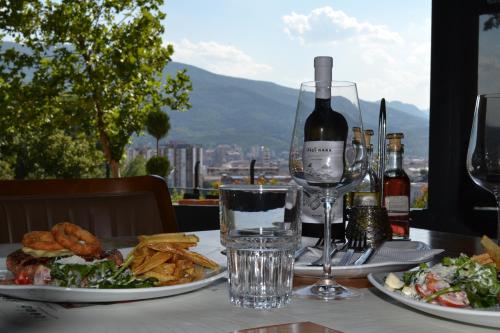 restavracija, Citadel 360 Suites & Spa in Skopje