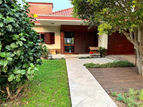 Casa da jabuticabeira centro de Rolante