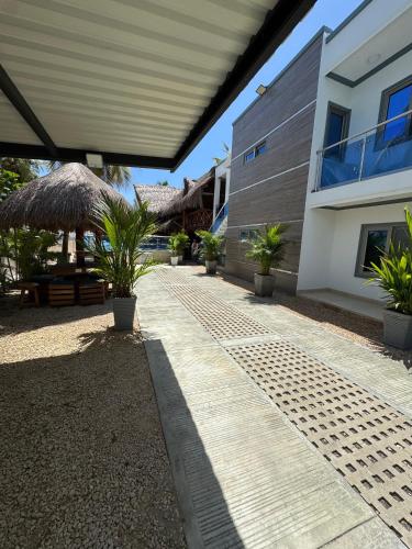 Condominio Vacacional frente al mar - Cabanas y Habitaciones in Covenas Dos