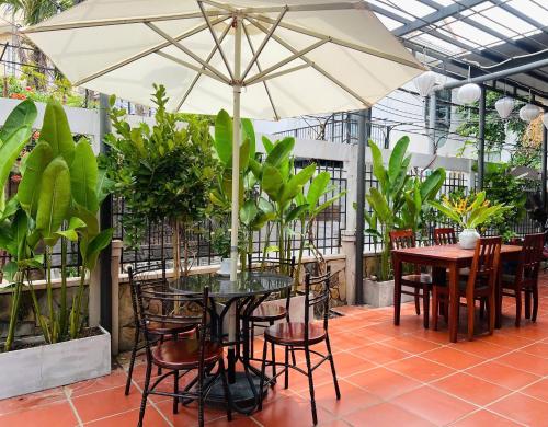 Old Lane Homestay Hoian near Hoi An Handicraft Workshop