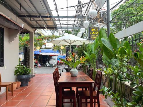 Old Lane Homestay Hoian near Hoi An Handicraft Workshop