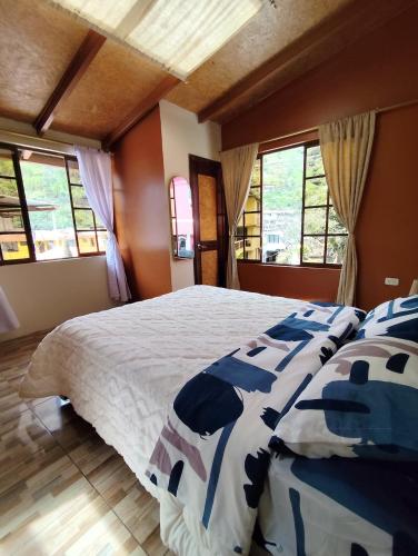 Casa Granada — other in C. Juan Vega Caicedo, Baños Ecuador, 180250