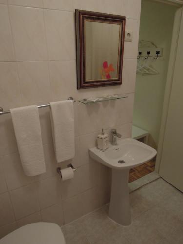 Ester Guest House - image 2