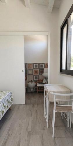 Andasì 4