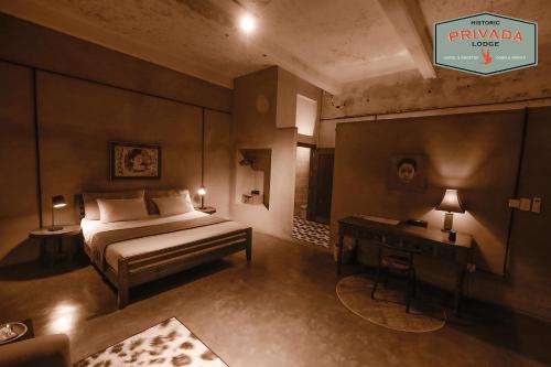 Privada Lodge - Historic Hotel in Kratie
