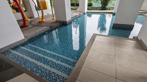 Swimming pool, Putrajaya Lakeside Homestay - 5 mins to PICC in Dengkil