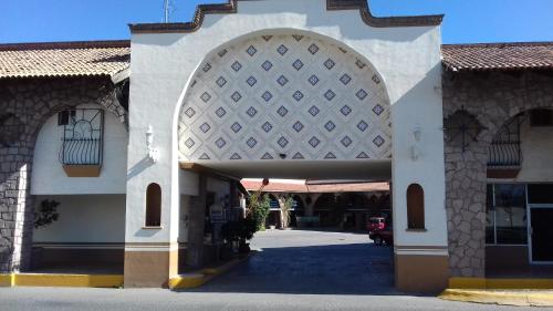 Hotel Los Arcos