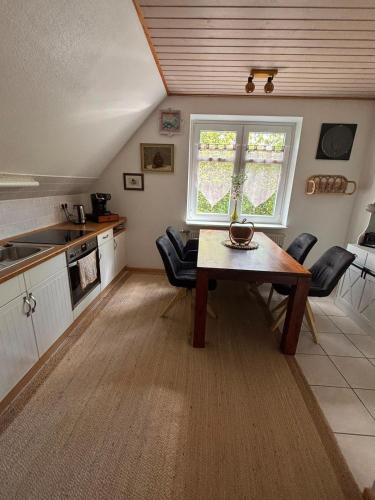 Kitchen, NEU 2 Zi-DG Luxus in gruner Idylle! in Krummesse