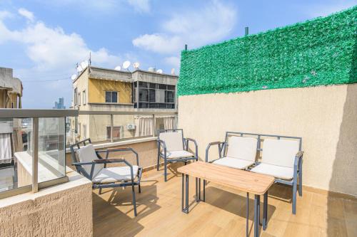 Balkon/terasa, Rooftop one BDR with Terrace in Sad El Baouchriye