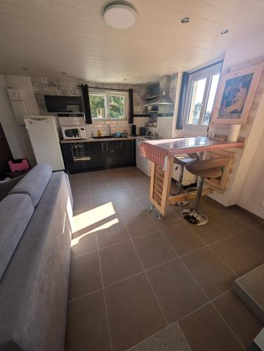 La Cascade Mill Lodge - Grignon Savoie - Appartement - Pizza to take away in Gilly-sur-Isere