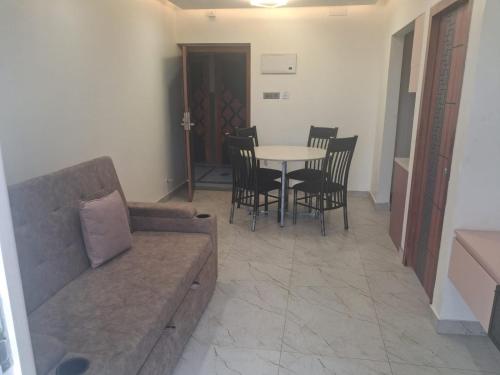 BABUS SERVICED APARTMENTS in فادافالي