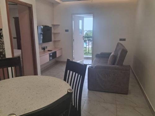 BABUS SERVICED APARTMENTS in فادافالي