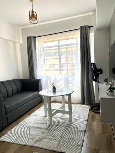 Comfort 1br - Elevator, Secure Parking & WiFi in Kisumu