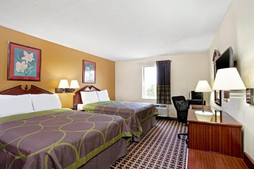 Super 8 By Wyndham Forrest City – Forrest City, AR
