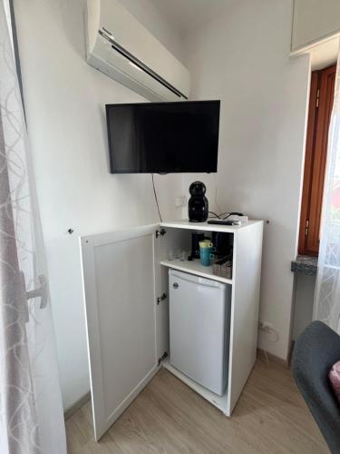Bella Vita Guesthouse -parcheggio privato interno 3
