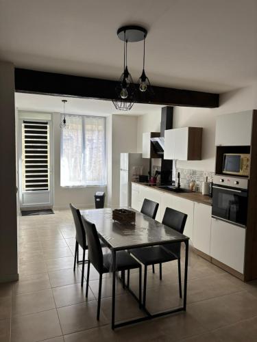 Très bel appartement rénové (Tres bel appartement renove) in Eymet