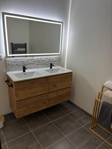 Très bel appartement rénové (Tres bel appartement renove) in Eymet