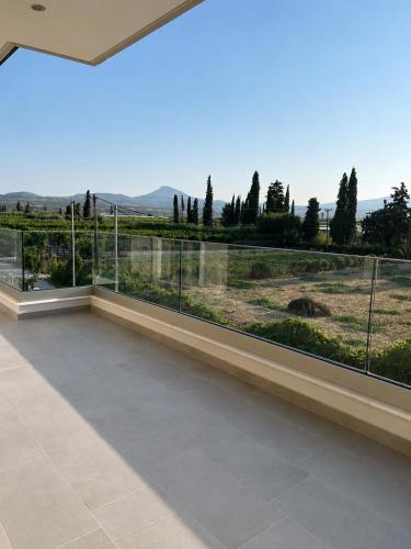 Luxury Family Villa near beach in Lechaio