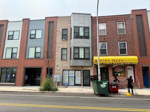 Charming 3BR 2BA with Private Patio