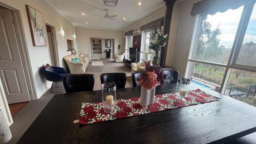 Luxury pool retreat on 5 Aces in Sunbury