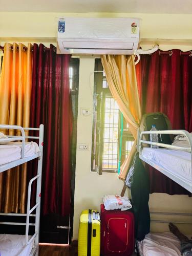 Awara Hostels and Dormitory
