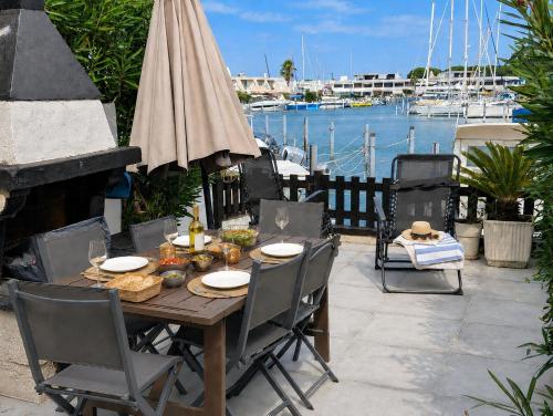 Marina d'exception grande terrasse et vue panoramique