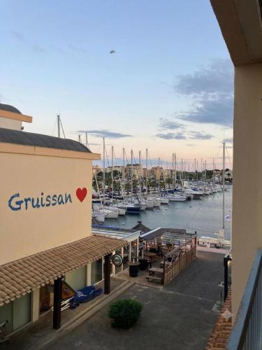 Gruissan HUBLOTS DU PORT