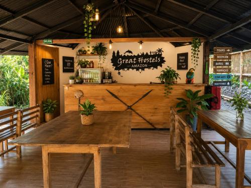 . Great Hostels Amazon