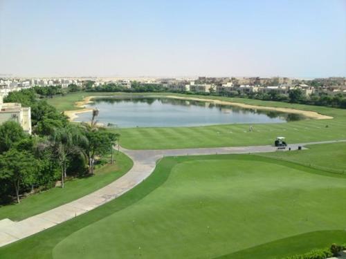 Stella Di Mare Golf Hotel The 5-star Stella Di Mare Golf, Spa and Country Club offers comfort and convenience whether youre on business or holiday in Ain Sokhna. Both business travelers and tourists can enjoy the hotels faci