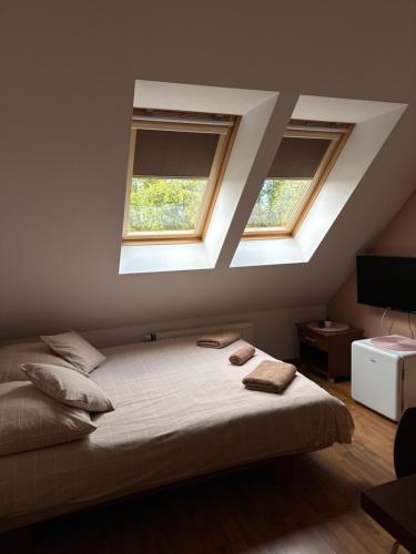 1 double bed