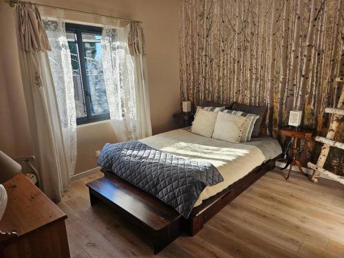 Terrace, covered parking, and downtown within walking distance - Location saisonnière - Alès