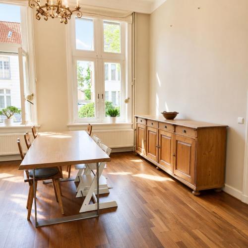 Spacious manor house with pool & playground in Essen