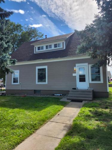 . The Spruce House Family 4BR 2 Bath Great Location In Ogallala Close to Lake McConaughy