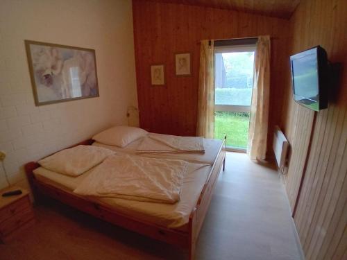 Gemütlicher Doppelbungalow mit Terrasse am Granzower See - image 5