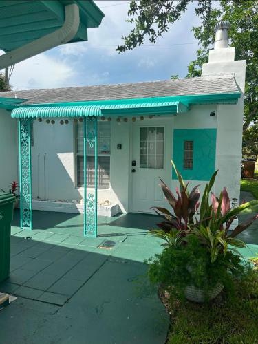 B&C Retreat in East Naples
