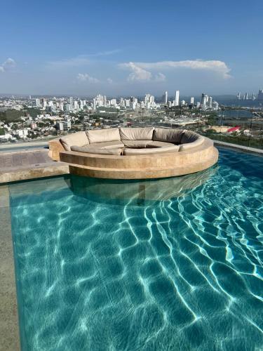 NEW! Ocean & City 360views 25FL FREE Airport pick up BY IMZ