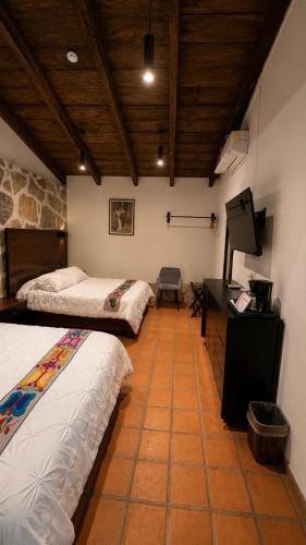 La Peña Hotel Boutique & SPA Room Type - Deluxe Double Room with Two Double Beds