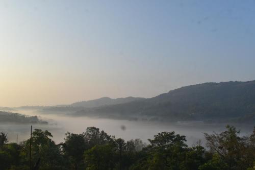 Naisarga hill view homestay in Somvarpeta