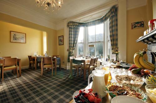 The Apple House - image 14