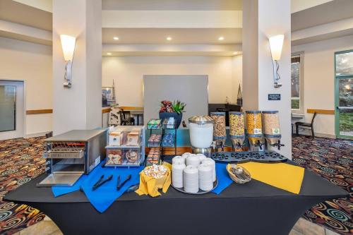 Mat og drikke, Grand Hotel & Conference Centre Calgary Airport, an Ascend Collection Hotel in Calgary (AB)
