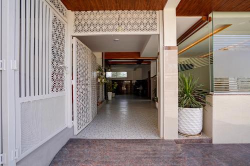 Entrance, FabHotel Global Stay in Chikkabellandur