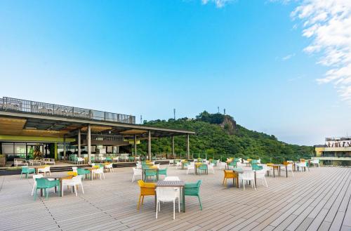 حانة/استراحة, Flamingo Cát Bà Resort Tự Doanh (Flamingo Cat Ba Resort Tu Doanh) in جزيرة كات با