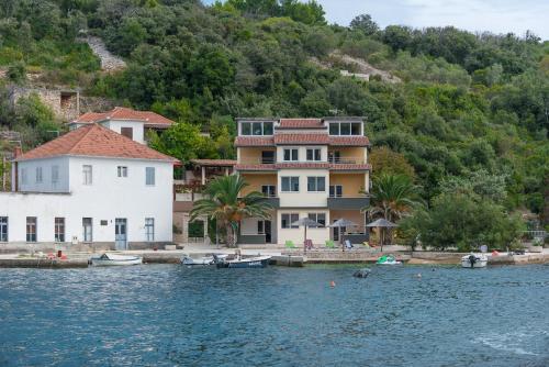 Apartments Savaro 2 in Brbinj