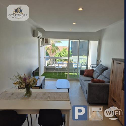 T2 à 50 m plage Parking Clim Wi-Fi Rénové