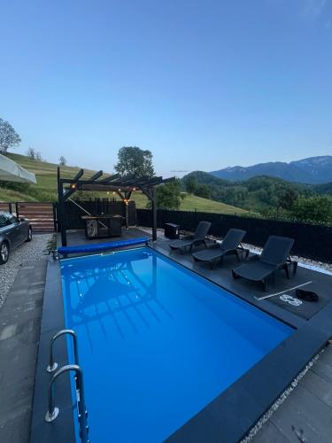 The Alpine Poolhouse in Trnovo