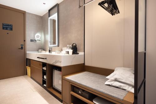 Atour Hotel Beijing Bird's Nest Datun Road East Subway Station – Beijing, NY