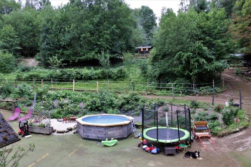 Peldbaseins, LandAuszeit Hummeltal in Hummeltal